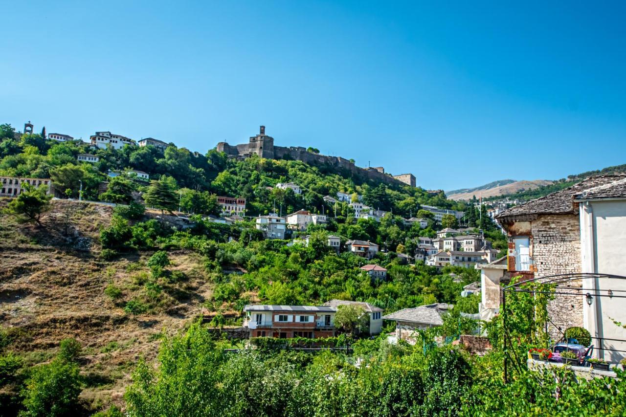 Guest House Garden Gjirokastër المظهر الخارجي الصورة