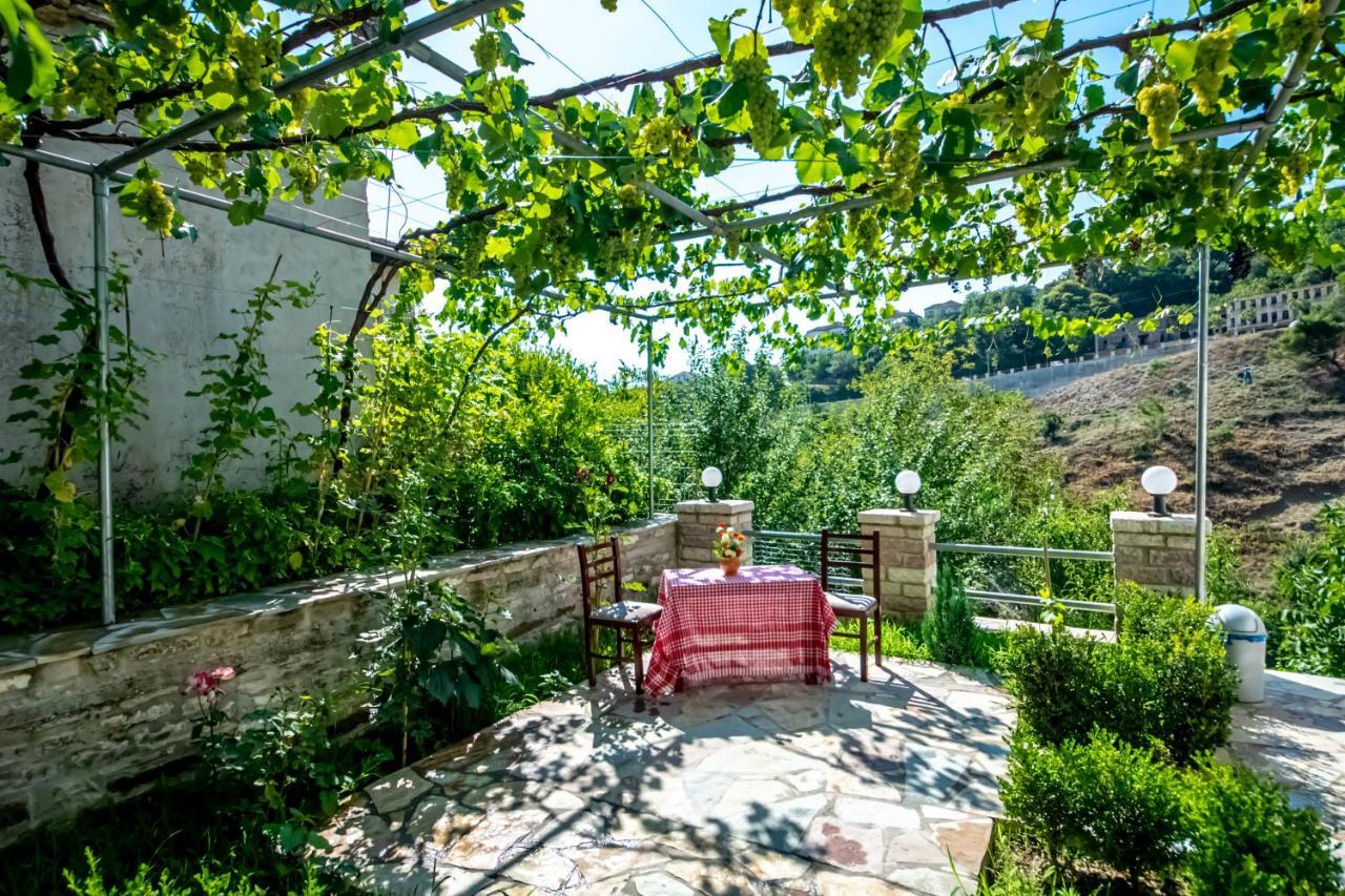 Guest House Garden Gjirokastër المظهر الخارجي الصورة